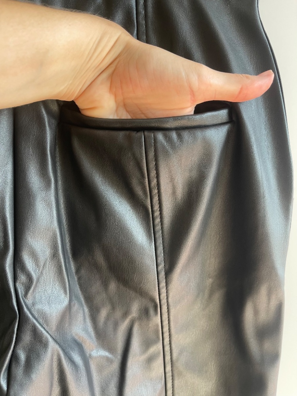 ASOS DESIGN Hourglass Premium Faux Leather Pants Black US 4 NWT - Picture 8 of 12